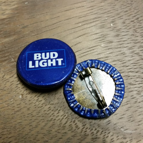 ビール王冠シリーズ ブローチ バッヂ 2個セット その他アクセサリー  