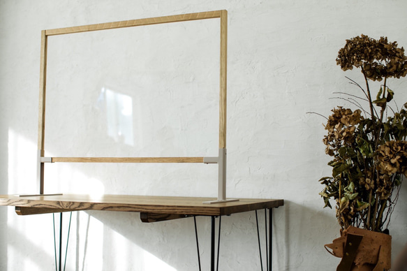 栗の木生まれの家具のようなパーテーション 3枚目の画像