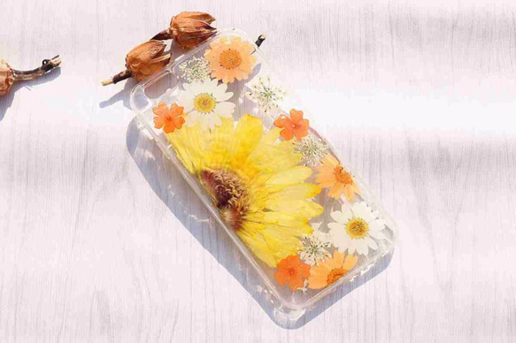 iPhoneX iPhone8/7/6S/5/SE/Plus 押し花 ケース 多機種対応 スマホケース 2枚目の画像