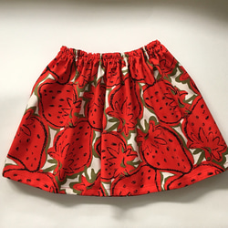 苺のスカート 1枚目の画像