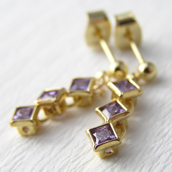 3連ジルコニアのピアス・イヤリング ～Amethyst～ *σπειρα κοριτσι* 3枚目の画像