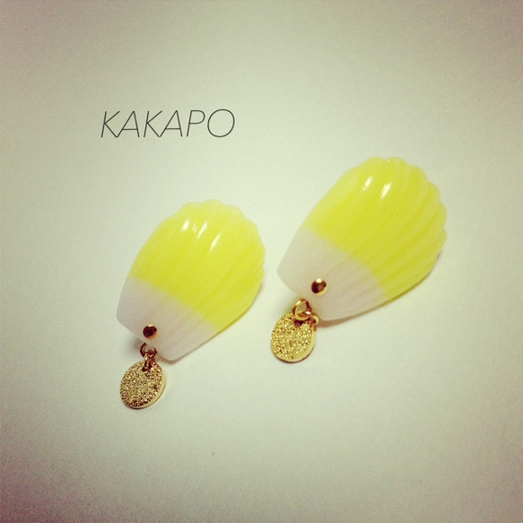 Y × PP bicolor shell earrings(NO.450) 1枚目の画像