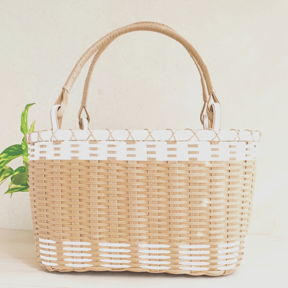 かごバッグ 美品 天然素材 ライトベージュ かごバッグ シンプル ツートンカラー 買い物かごとしても使える