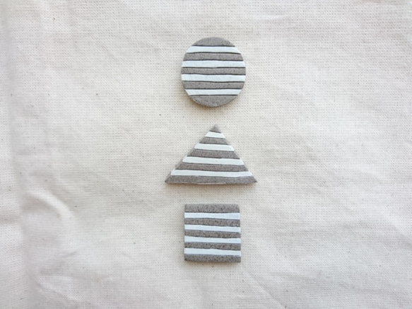 まるさんかくしかくブローチ 3枚目の画像