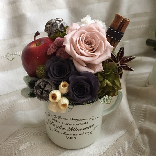 秋のりんごアレンジ ①②③ プリザーブドフラワー 〈受注制作