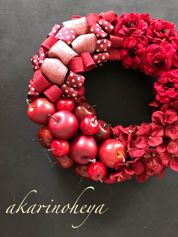 再販 りんごの真っ赤なリース 29㎝ オータムリース  アーティフィシャルフラワー  秋冬ハンドメイド2018 2枚目の画像