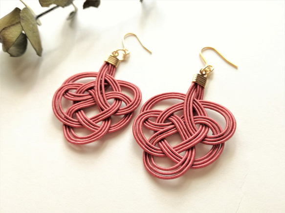 水引：tie earrings　結びの耳飾り（Color:テラコッタ） 5枚目の画像