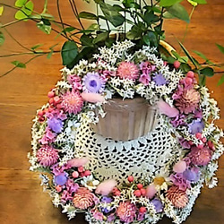 野の花のリース   ピンクタタリカ   母の日、 お誕生日プレゼント  記念日ギフトに。 1枚目の画像
