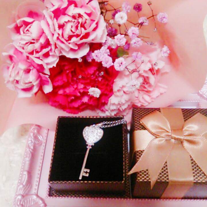 ハートの鍵のネックレス