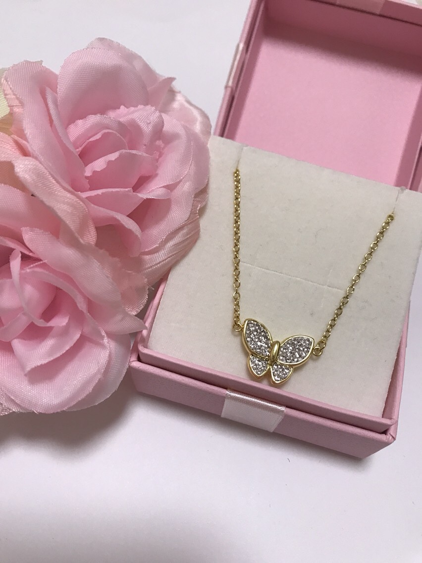 素敵なバタフライネックレス/グルーデコ