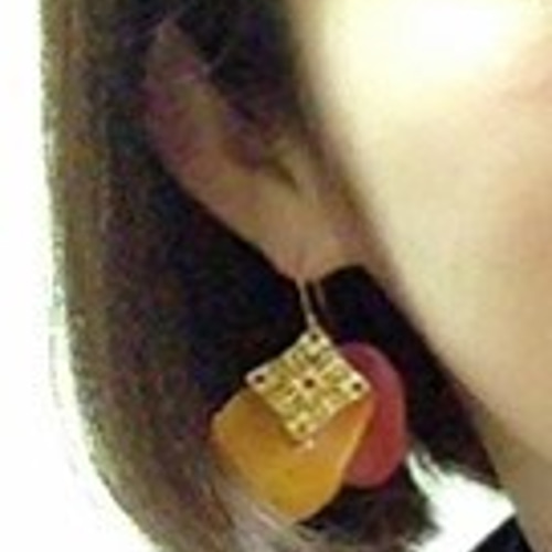 本物のバラの花びらと透かしパーツを使ったフックピアスORイヤリング 