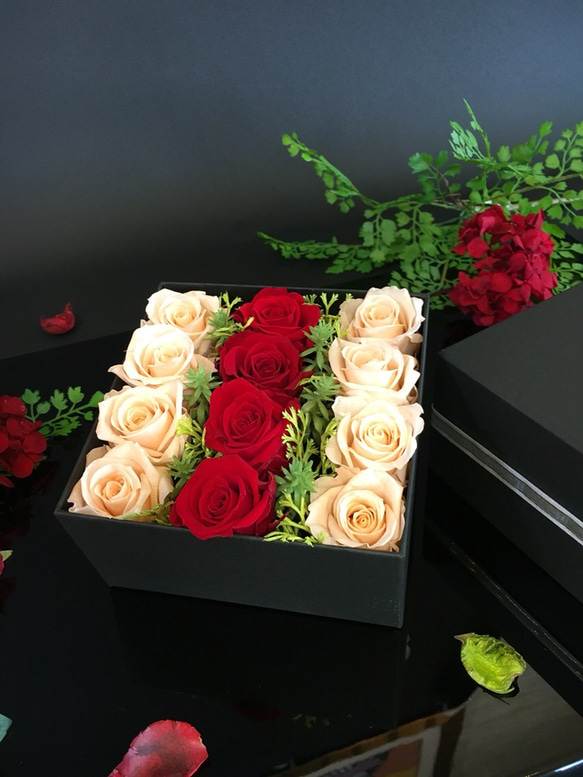 flower box☆ 女性が大好きな薔薇の詰合せ♪ プリザーブドフラワー♪ ピンク&レッド☆ 5枚目の画像