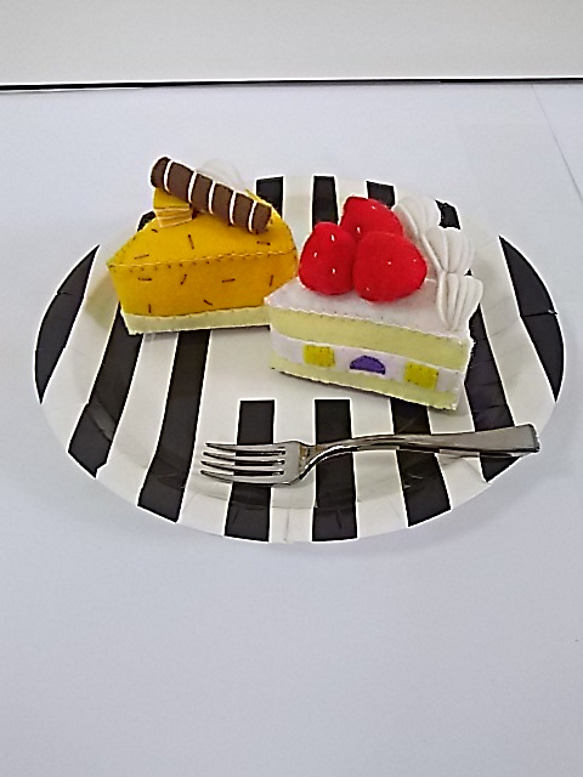 再販３！フェルトままごと☆ケーキ屋さんごっこ遊び♪6種類のカットケーキ！ 3枚目の画像