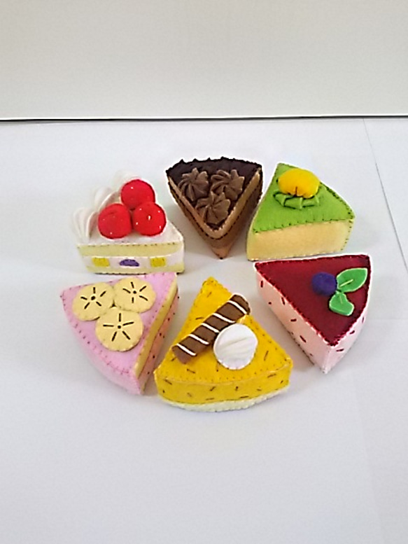 再販３！フェルトままごと☆ケーキ屋さんごっこ遊び♪6種類のカットケーキ！ 4枚目の画像