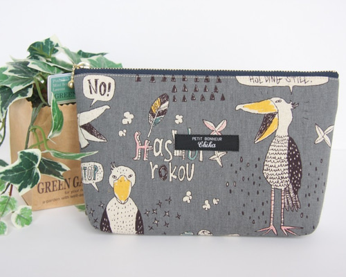 ○ハンドメイド○ハシビロコウのポーチ グレー ポーチ chika☆ 通販