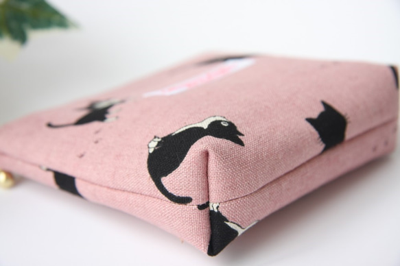 ●ハンドメイド●ハチワレ猫ちゃんのミニポーチ　渋ピンク 3枚目の画像