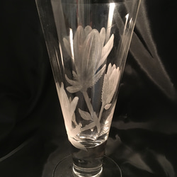 木蓮柄クリスタルグラス（生地はノリタケ） 1枚目の画像