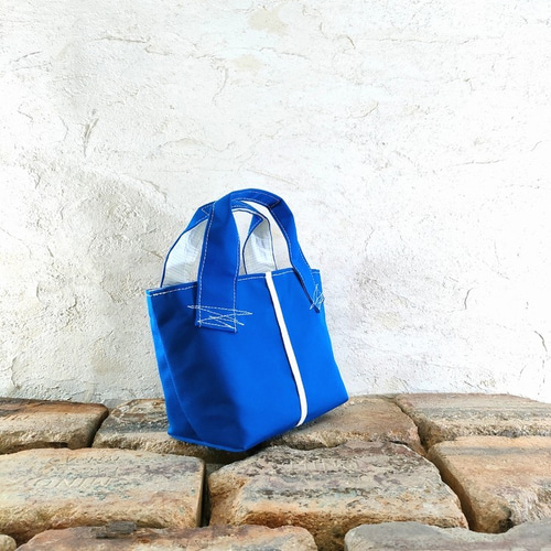 帆布のマルチトートバッグ＊2wayファスナー付き＊A4サイズ
