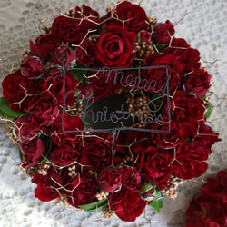 ◯受注制作◯赤バラと実物のテーブルリース＊Sサイズ（生花） 1枚目の画像