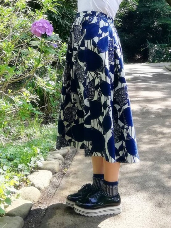 meme型染め　藍染スカート・ホロホロ鳥 