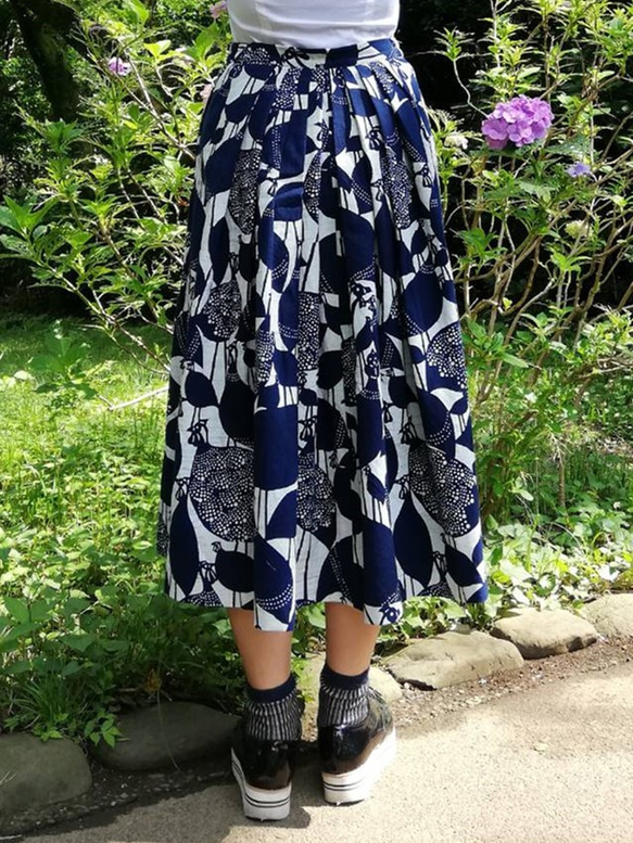 meme型染め　藍染スカート・ホロホロ鳥 