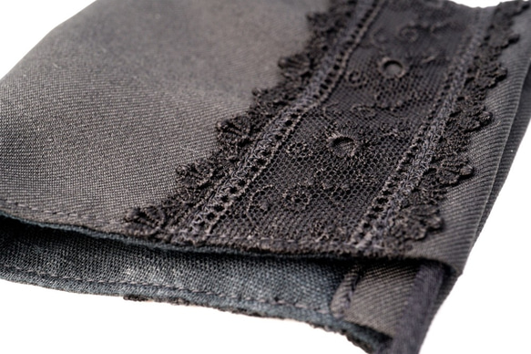 【セール】エレガントなレース付き布マスク／ブラック 4枚目の画像