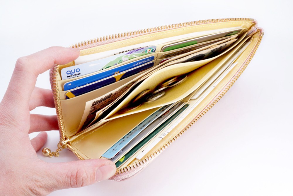 薄型軽量！桃なL字ファスナー長財布（牛革製）