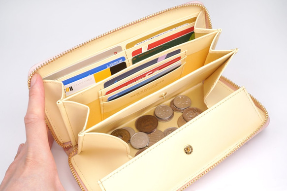 桃なラウンドファスナー長財布（牛革製） 8枚目の画像