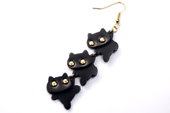 猫連合レスキュー片耳用ピアス  黒猫／牛革製 4枚目の画像