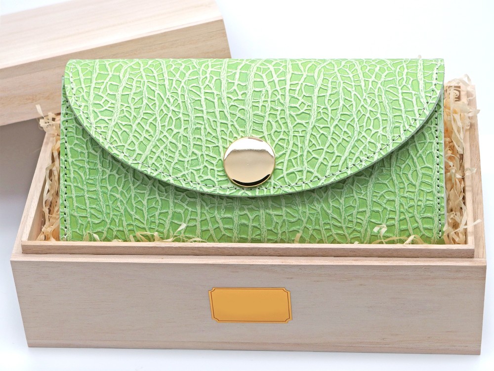 メロンデザイン　牛革財布　ハンドメイド メロン】本革 財布 ハンドメイド 手縫い 三つ折り財布 522レザー