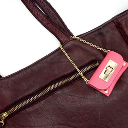 超迷你手提包（包包墜飾）｜粉紅色（皮革） 第2張的照片