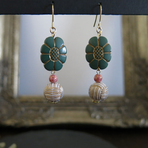 vintage beads handmade earring green