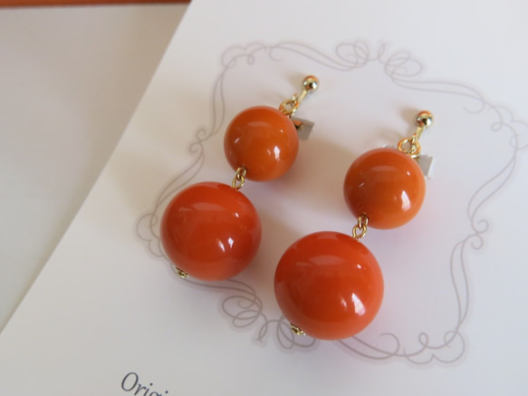 vivid orange earrings ...イタリアンビーズ　ビビッドオレンジ　イヤリング 6枚目の画像