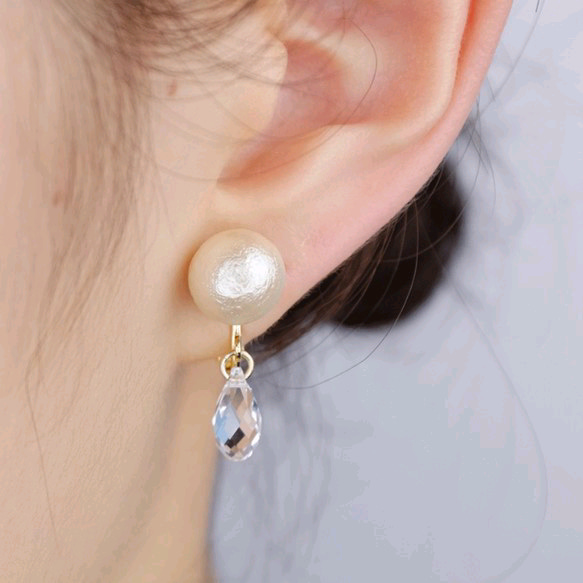 棉珍珠與多面切割施華洛世奇水滴夾式耳環 第2張的照片