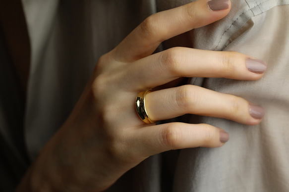 &lt;10K / 18K / Platinum&gt; 戒指“Reverse Komaru Thin”戒指配對 &lt;VR0 第5張的照片