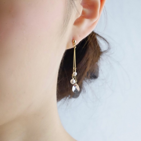 14kgf耳環或耳環 ◇ 水滴水晶和小珍珠棒線 &lt;47&gt; 第2張的照片