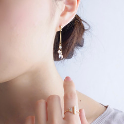 14kgf耳環或耳環 ◇ 水滴水晶和小珍珠棒線 &lt;47&gt; 第4張的照片