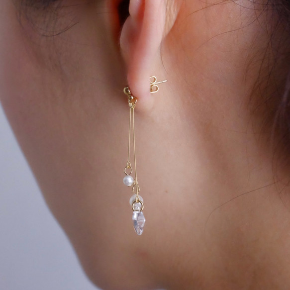 施華洛世奇水滴與小粒珍珠的垂線耳環 第6張的照片