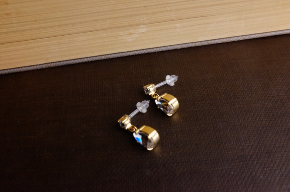 ◯樹脂製耳針◯露珠狀施華洛世奇水晶耳針 第5張的照片