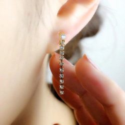 14kgf耳環或耳環 ◇水晶鏈耳環，金屬過敏相容，鍍金&lt;204&gt; 第6張的照片