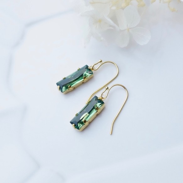 我改變了頁面。 &lt;222&gt; Stick Swarovski Earrings ~ Erinite Green or 第1張的照片