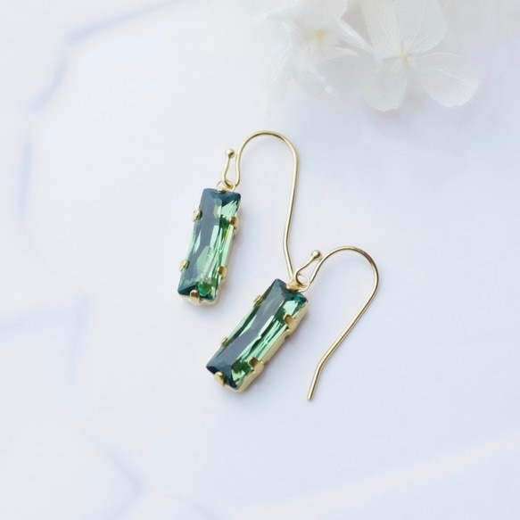 我改變了頁面。 &lt;222&gt; Stick Swarovski Earrings ~ Erinite Green or 第5張的照片