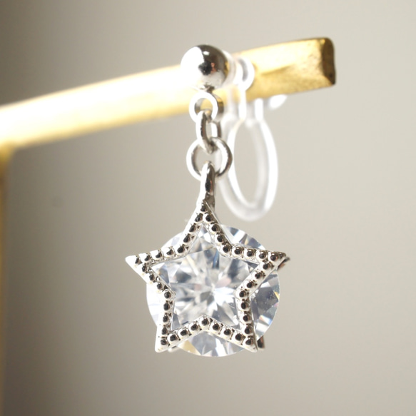 數量有限<n_230>[耳環（樹脂無孔）] Zirconia star frame hook earrings 第3張的照片