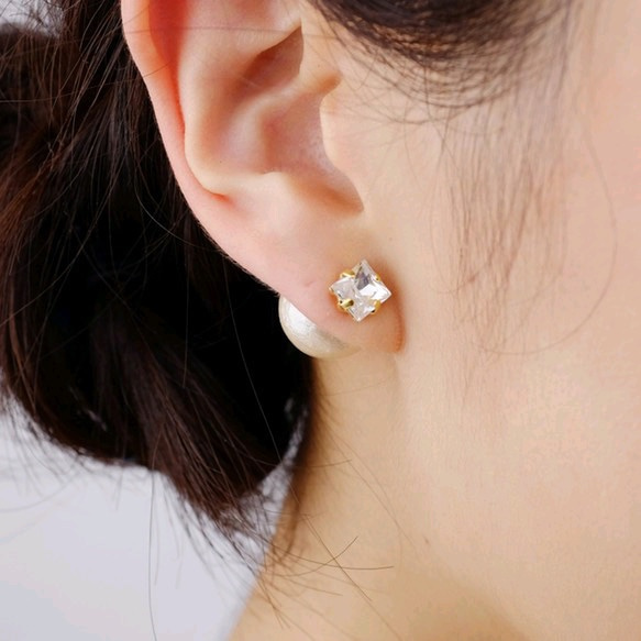 パールとクリスタルの片耳用ピアス ピアスorイヤリング◇14mm or 12mmバックパールキャッチ
