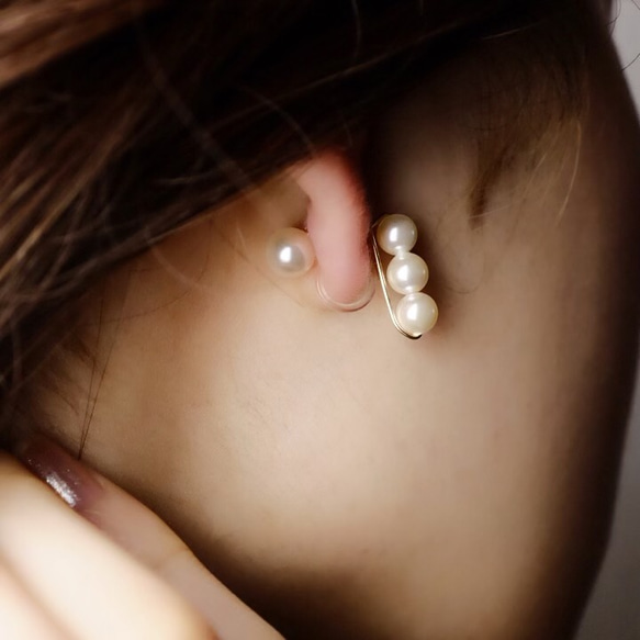 【夾式耳環(矽膠耳夾款)】14kgf 或 銀◇3顆珍珠耳環 第3張的照片
