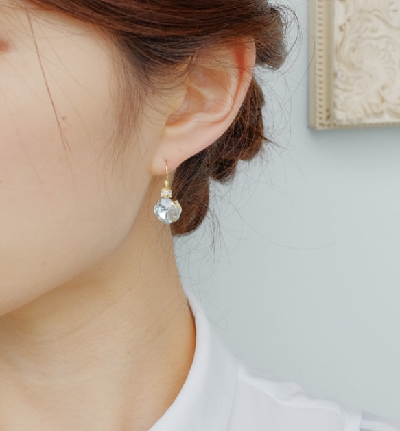 "White opal"附寶石的施華洛世奇勾耳耳環 第5張的照片