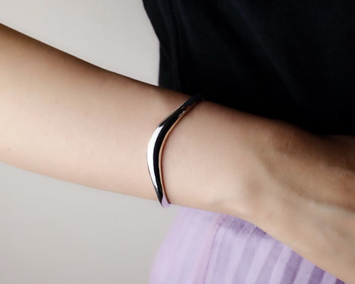 b_1>〈silver925〉Plump V line bangle バングル・リストバンド Alles