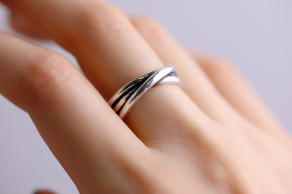 <LR001F> 〈silver925〉いぶしtype 3line ring 5～15号［slim］3重シルバーリング 1枚目の画像