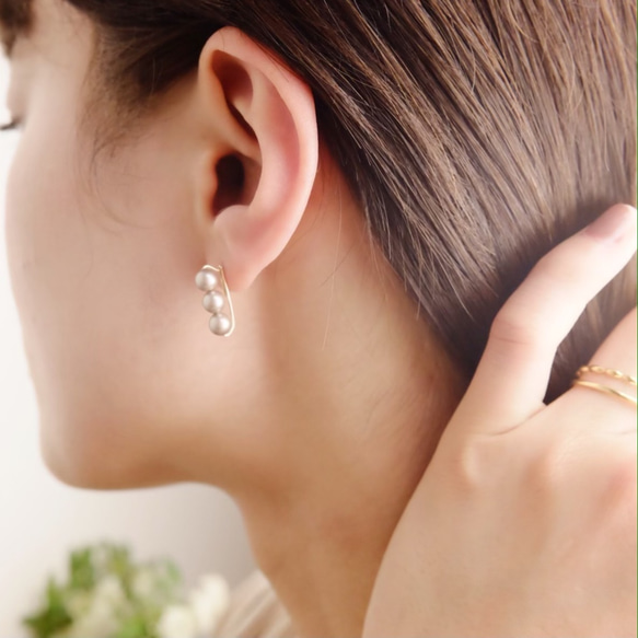14kgf耳環或耳環 ◇ 3顆珍珠連排～古銅色～<h5> 第7張的照片