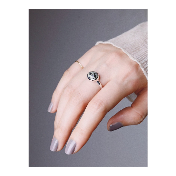 &lt;Silver925&gt; 天然石材達爾馬提亞碧玉凸圓形戒指 銀戒指 小指戒指 ~ &lt;LR021&gt; 第2張的照片